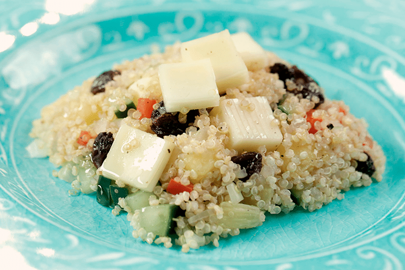 Ensalada de quinua con queso