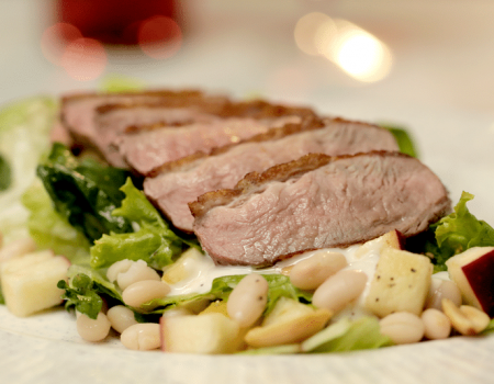 Ensalada de frijoles y pato