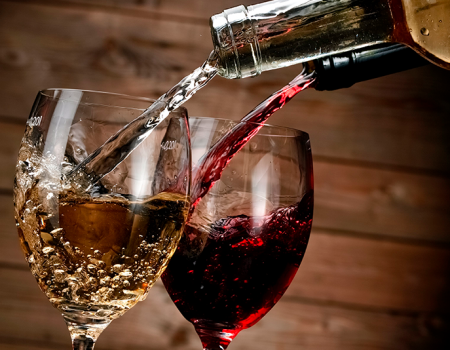 ¿Cuál es tu elección, una copa de vino tinto o de vino blanco?