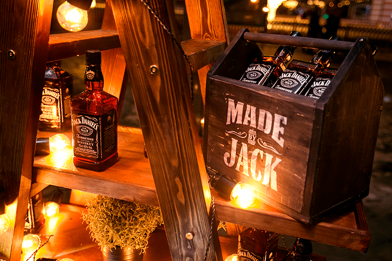 Siente-la-magia-del-whiskey-Jack-Daniels--Foto destacada