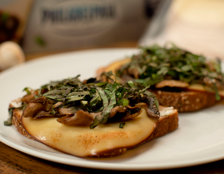 Tostadas de Queso Crema