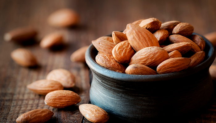 Calma la sensación de hambre con unas deliciosas almendras USA