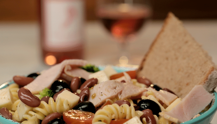 Ensalada de pasta con jamon